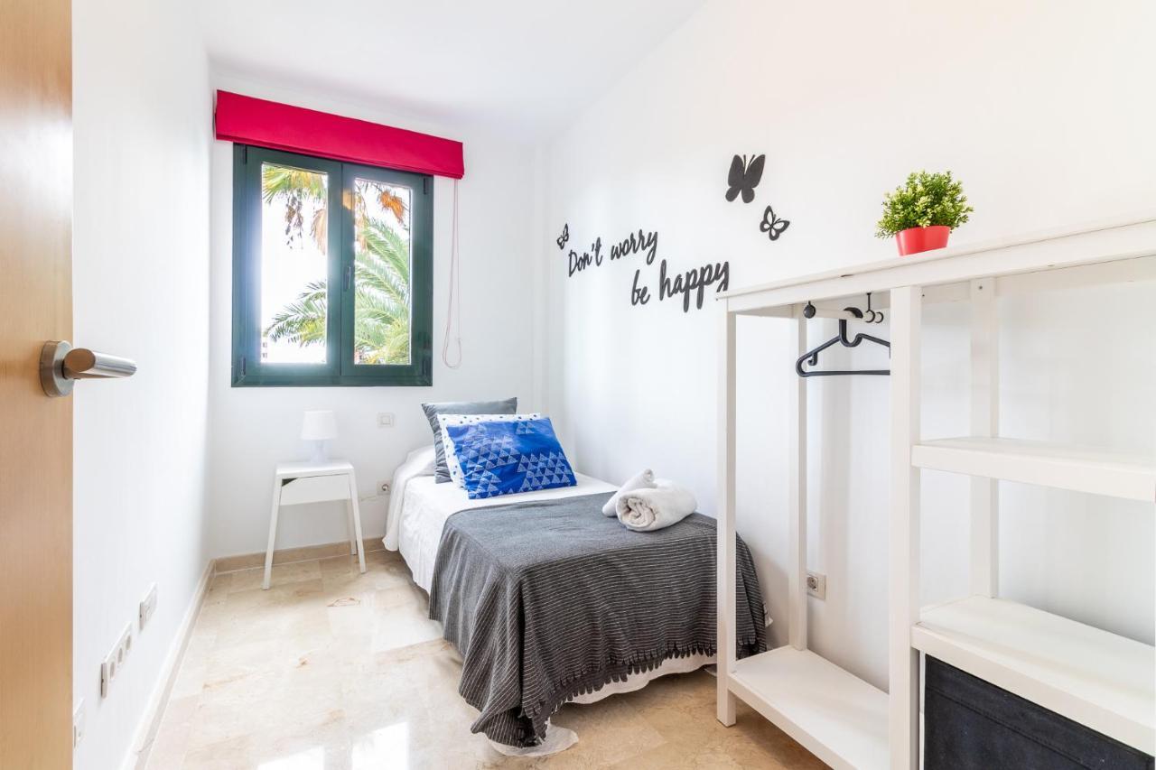 Flatguest San Fernando + 4Bdr + Terrace + Parking Villa San Bartolomé Luaran gambar