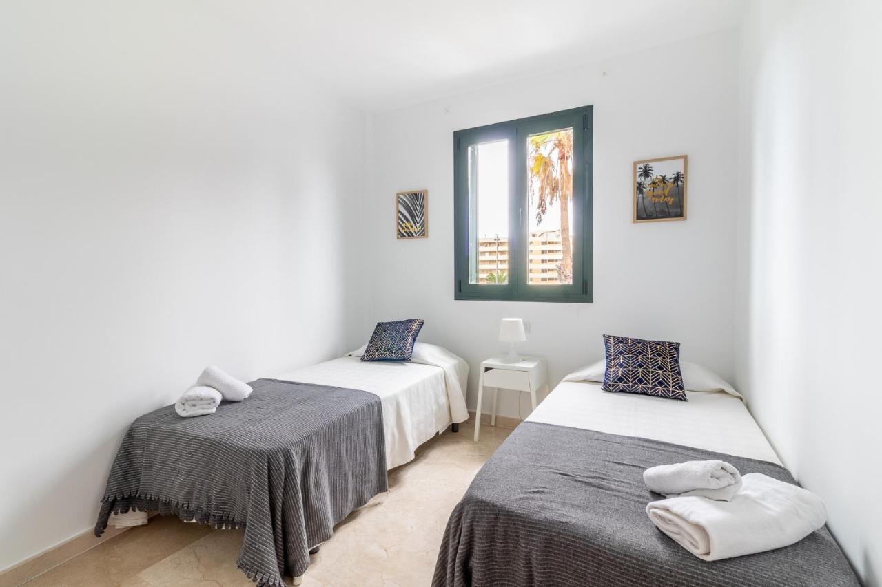 Flatguest San Fernando + 4Bdr + Terrace + Parking Villa San Bartolomé Luaran gambar
